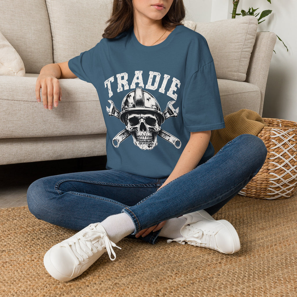 Tradie Skull Helmet Tee — Tradesman Tool Worker T‑Shirt
